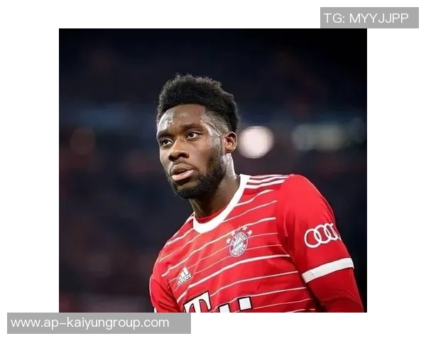 戴维斯恢复训练进展顺利预计很快回归拜仁合练