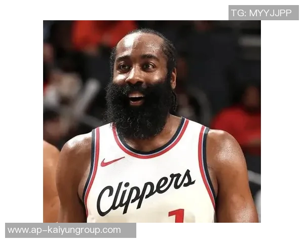 哈登表示球队阵容深度提升将努力寻找最佳阵容配置以争取胜利