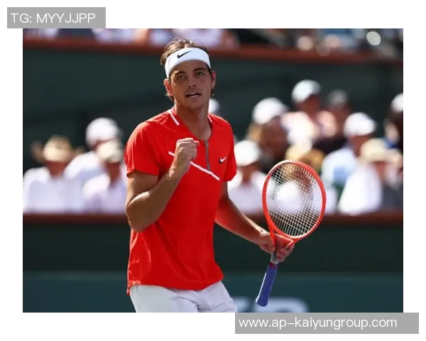 杰基杨创造历史成季后赛首位30分10助攻0失误球员 杰基杨创造历史成季后赛首位30分10助攻0失误球员