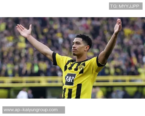 贝林厄姆荣膺英格兰队202425赛季最佳男球员表现卓越助攻频繁