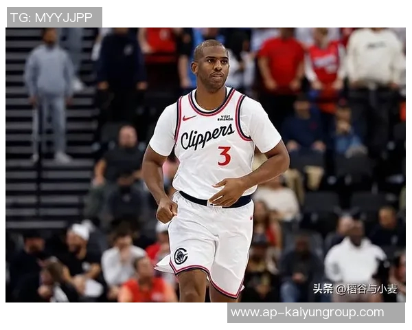 保罗半场表现稳健7分钟内贡献2助攻1抢断正负值高达7