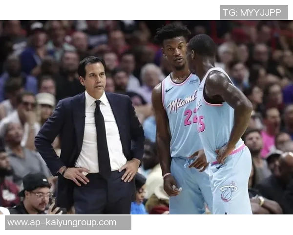 斯波谈阵容适配与战术调整：减少挡拆增多死球战术的深层原因分析