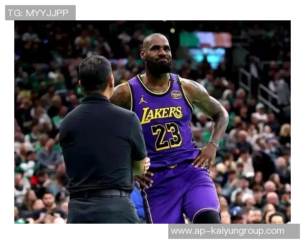 明日湖人客场挑战国王东契奇和海斯出战存疑詹姆斯等三名球员缺阵 明日湖人客场挑战国王东契奇和海斯出战存疑詹姆斯等三名球员缺阵