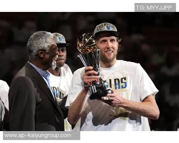 12月5日NBA最佳球员评选结果揭晓精彩瞬间回顾与分析