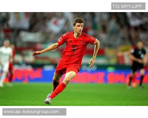 胡梅尔斯与穆勒重聚羊头牌锦标赛合影引发球迷热议